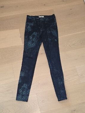 Free People Dark Blue Skinny Jeans Sz 26